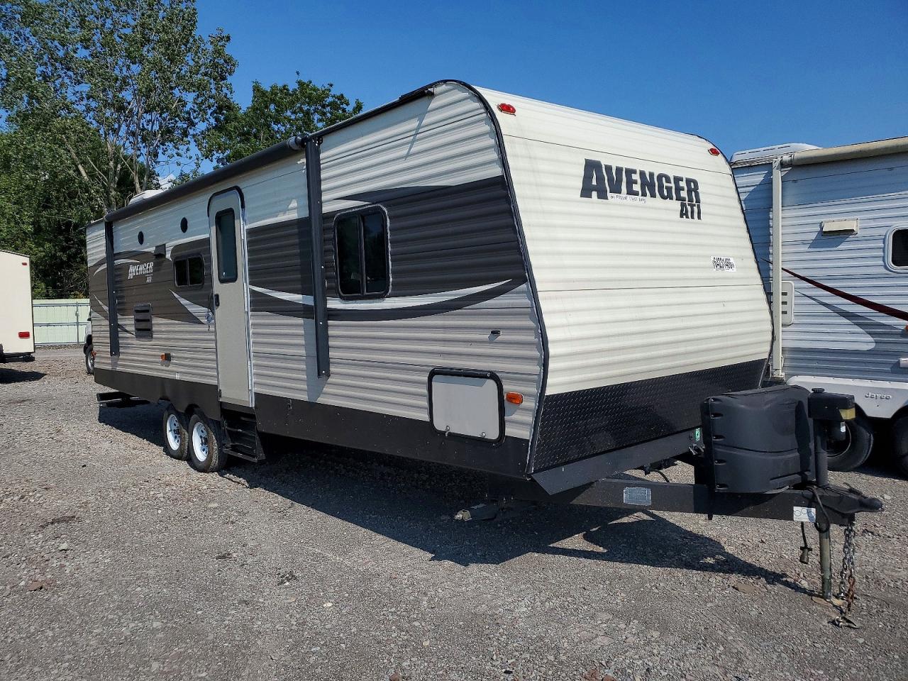 2018 FOREST RIVER AVENGER