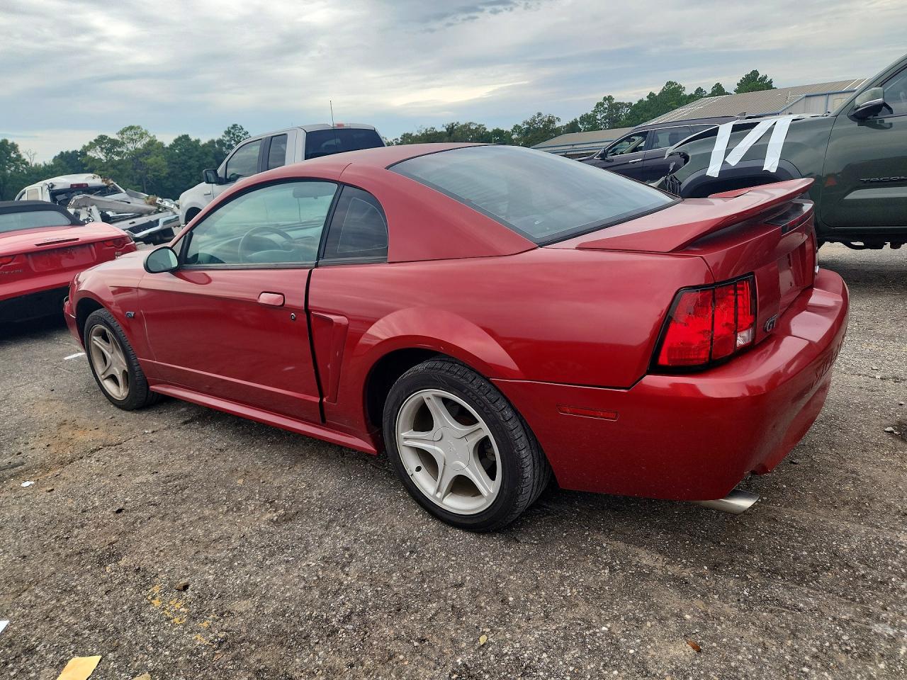 1FAFP42X4YF103735 · 2000 FORD MUSTANG · 2/12