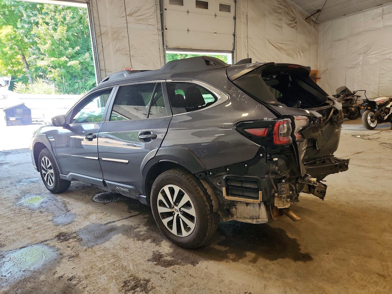 4S4BTADC0S3246554 · 2025 SUBARU OUTBACK · 2/13
