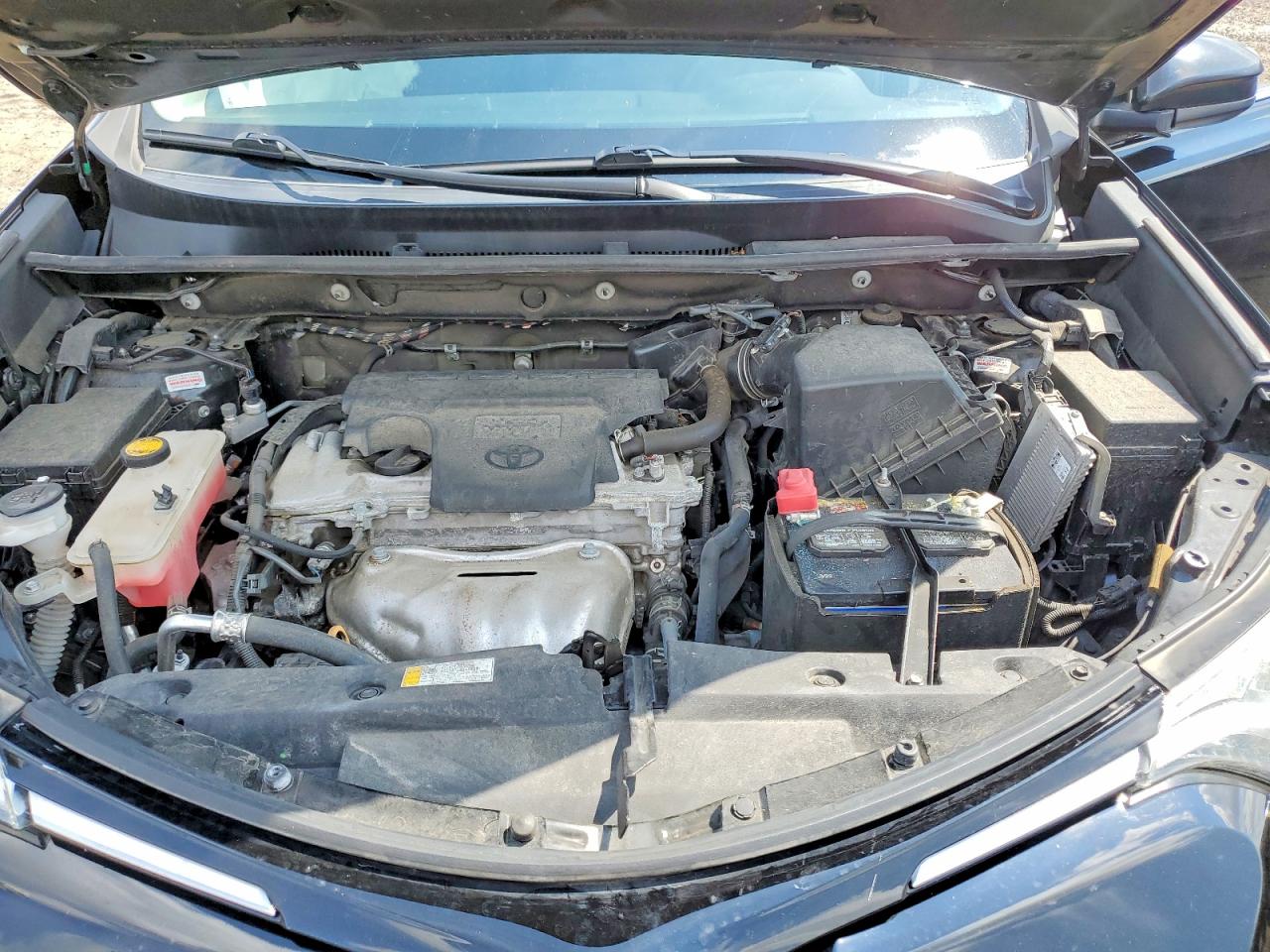 2T3BFREV2JW761092 · 2018 TOYOTA RAV4 · 12/13