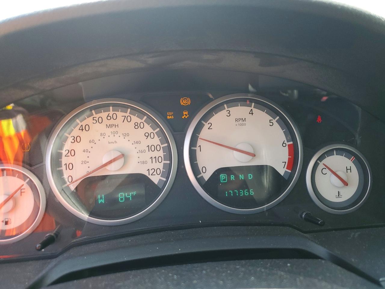 2D4RN5D18AR181402 · 2010 DODGE GRAND CARAVAN · 9/13
