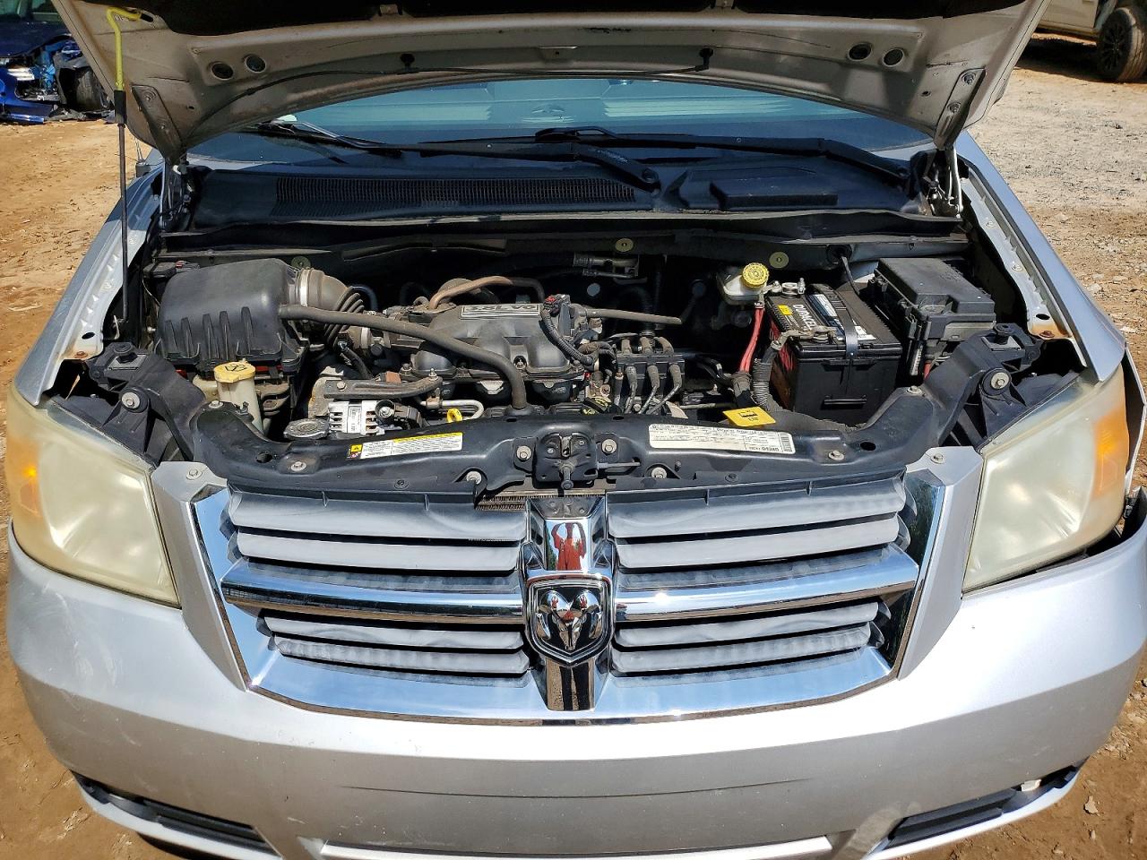 2D4RN5D18AR181402 · 2010 DODGE GRAND CARAVAN · 12/13