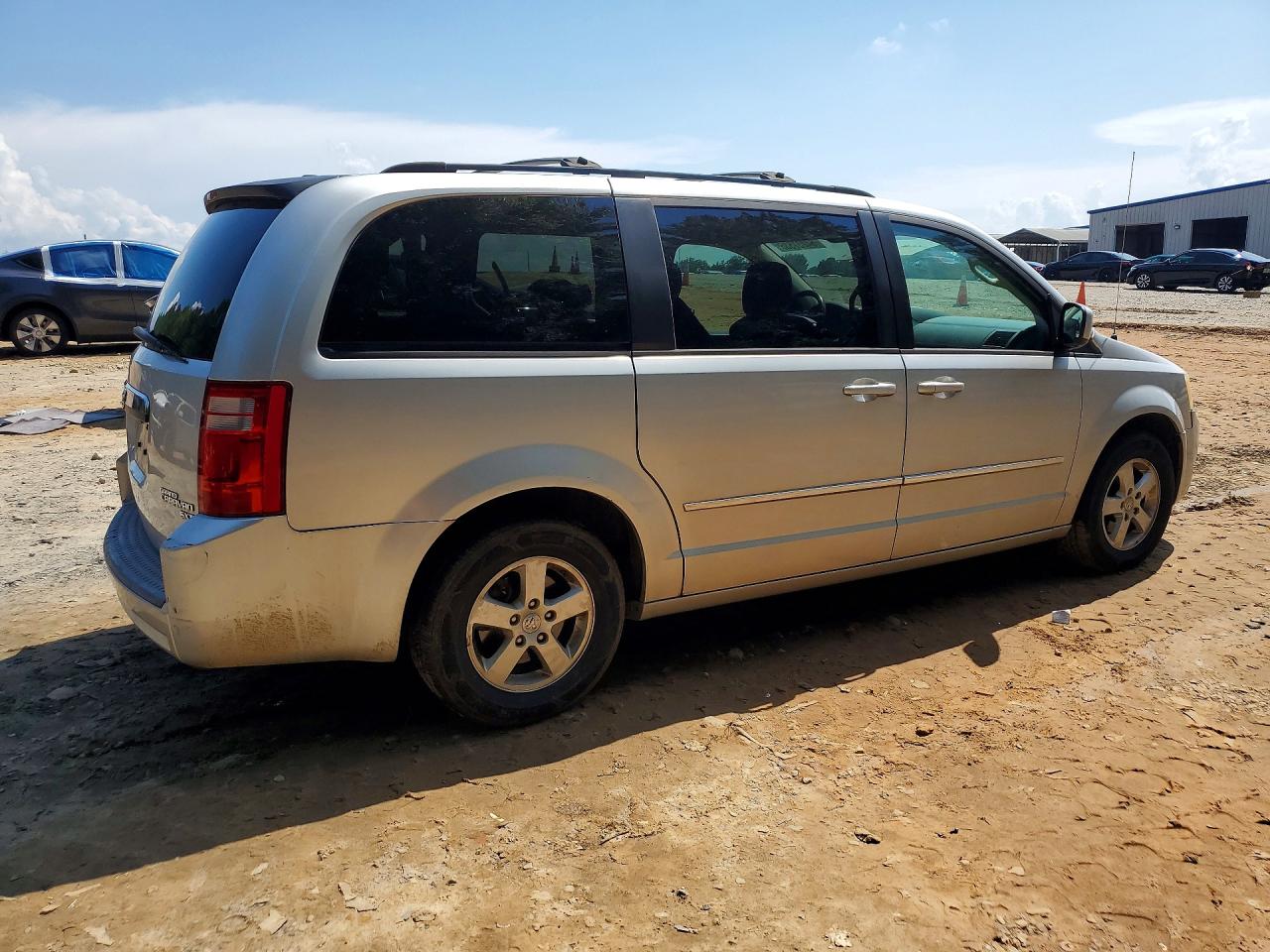 2D4RN5D18AR181402 · 2010 DODGE GRAND CARAVAN · 3/13