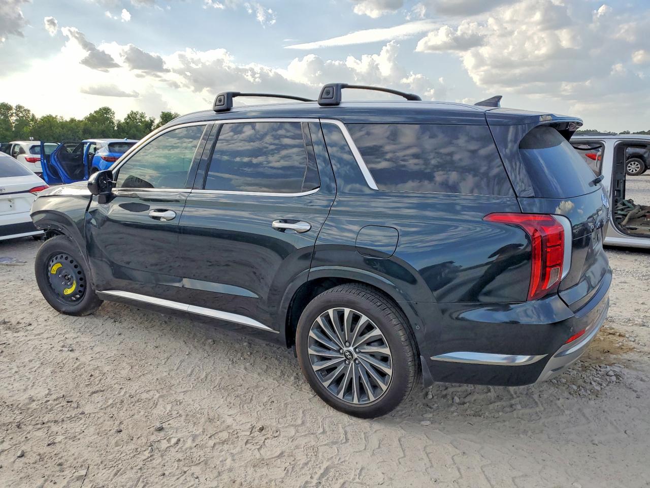 KM8R7DGE9PU599927 · 2023 HYUNDAI PALISADE · 2/13