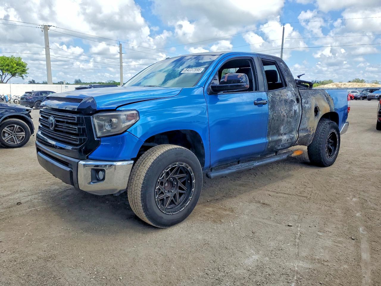 5TFRM5F1XGX100519 · 2016 TOYOTA TUNDRA