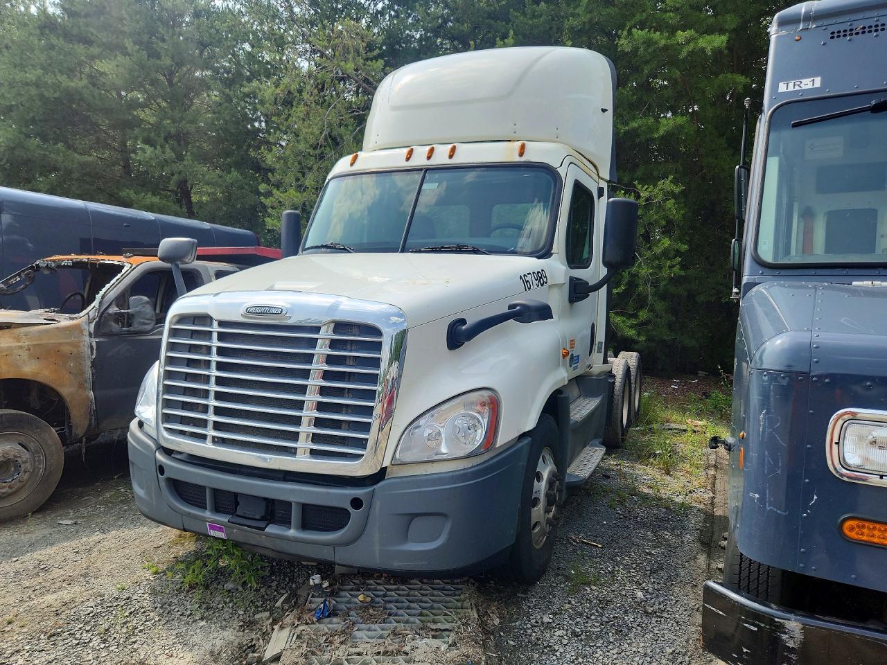 3AKJGEDV4GSGV3734 · 2016 FREIGHTLINER CASCADIA 125