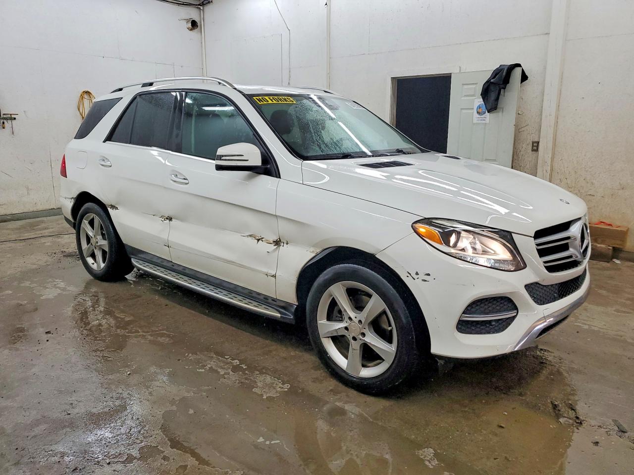4JGDA5JB8GA725258 · 2016 MERCEDES-BENZ GLE · 4/13