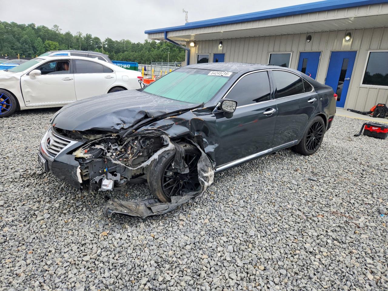 JTHBK1EG8A2403078 · 2010 LEXUS ES