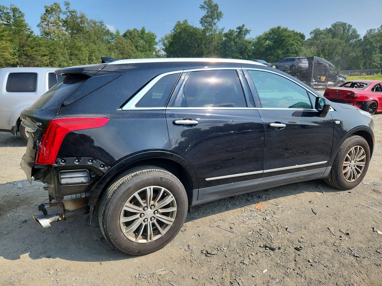 1GYKNBRS7HZ133043 · 2017 CADILLAC XT5 · 3/13