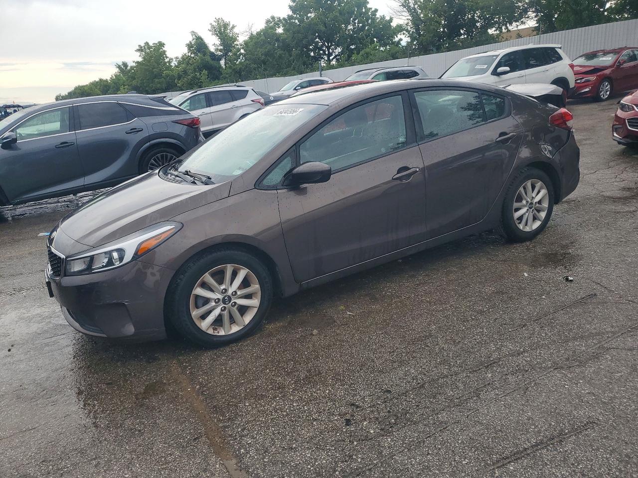 3KPFL4A77HE132907 · 2017 KIA FORTE