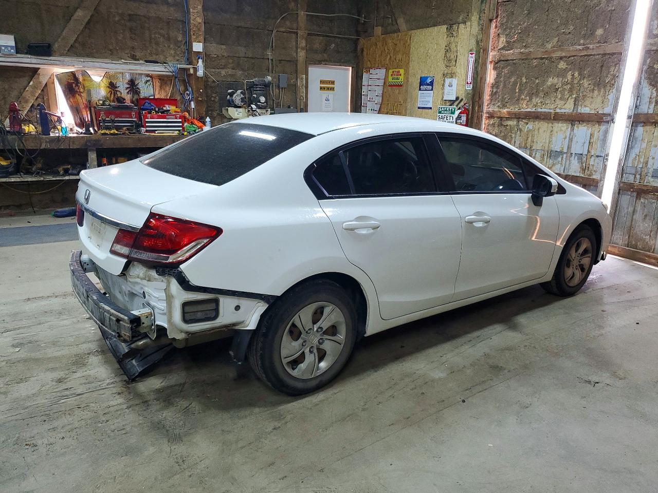 19XFB2F5XFE021389 · 2015 HONDA CIVIC · 3/13