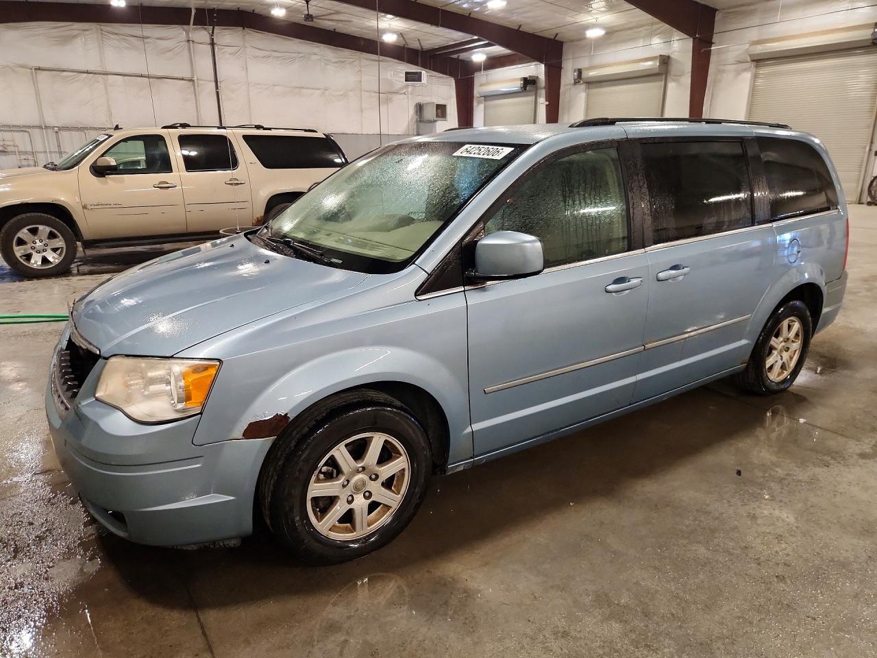2A4RR5D10AR253060 · 2010 CHRYSLER TOWN & COUNTRY