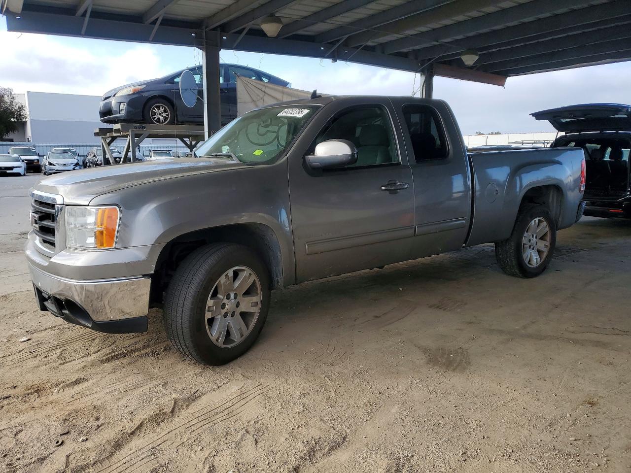 1GTEC19J68Z237002 · 2008 GMC SIERRA