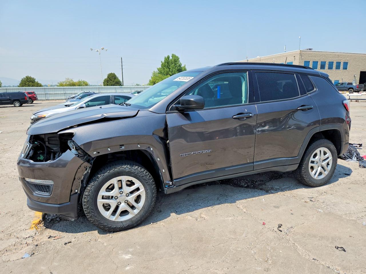 3C4NJDAB4JT270623 · 2018 JEEP COMPASS