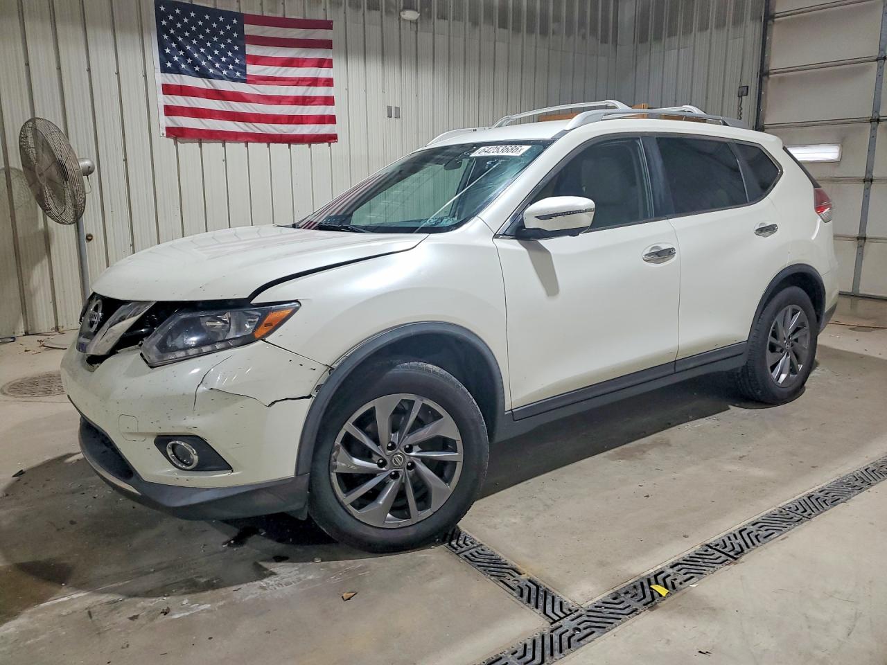 KNMAT2MV9GP712134 · 2016 NISSAN ROGUE