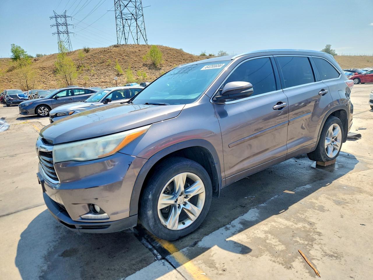 5TDDKRFH9FS159392 · 2015 TOYOTA HIGHLANDER