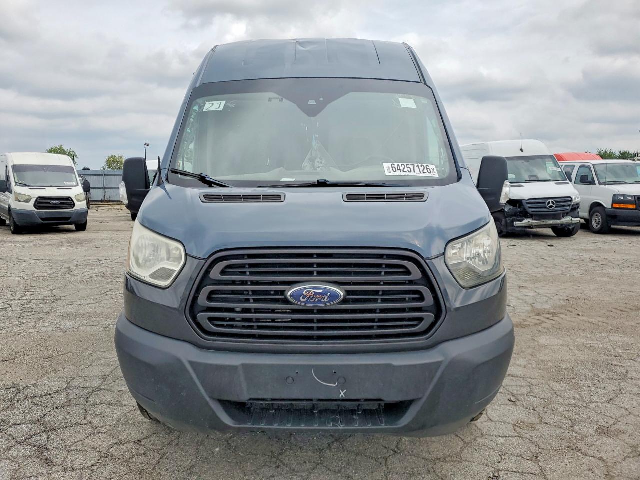 1FTYR3XM1KKB89526 · 2019 FORD TRANSIT · 5/13