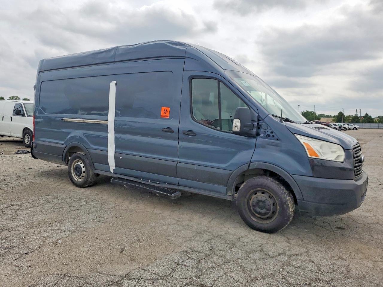 1FTYR3XM1KKB89526 · 2019 FORD TRANSIT · 4/13