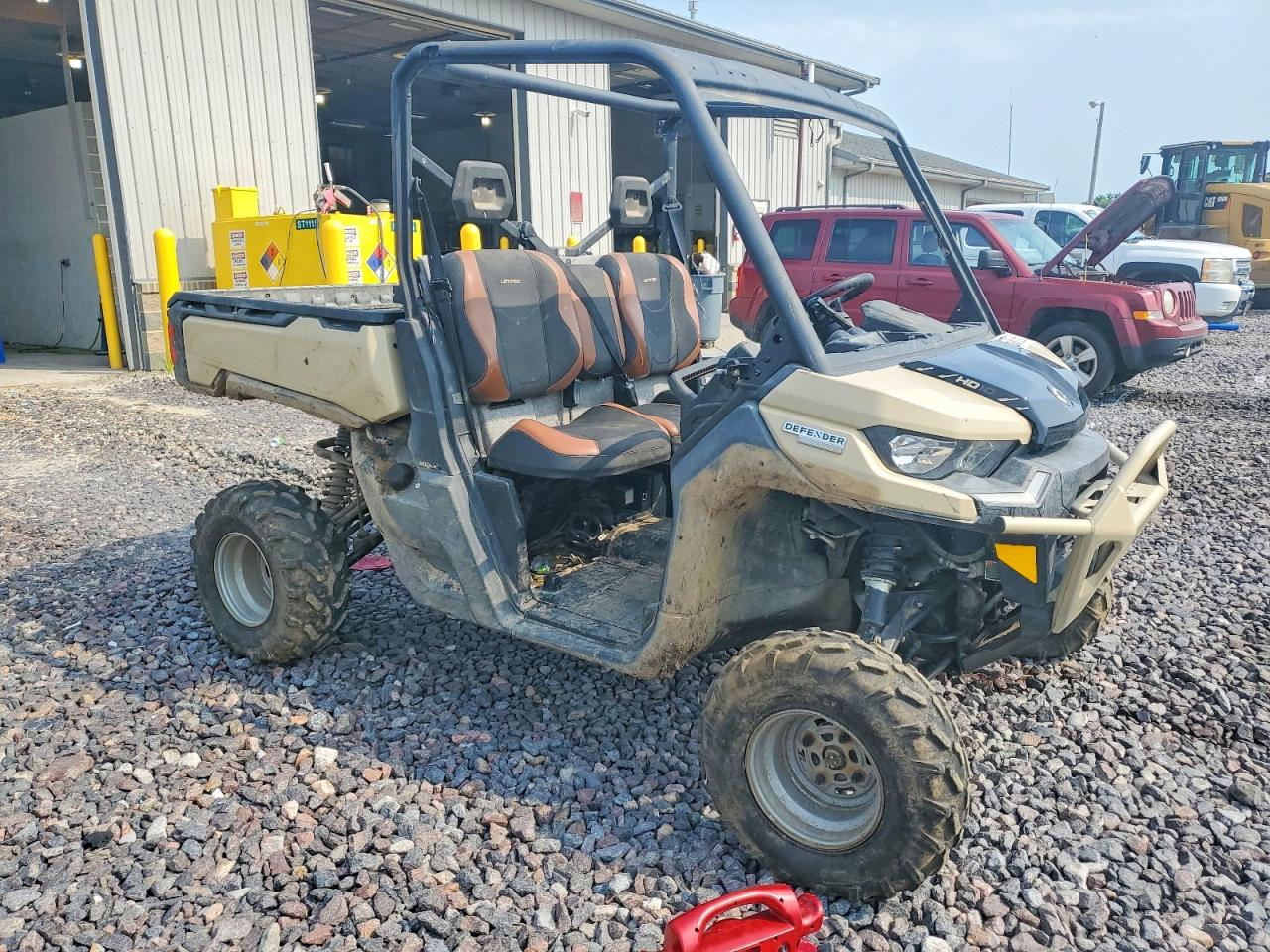 3JBUVAX49PK001087 · 2023 CAN-AM DEFENDER