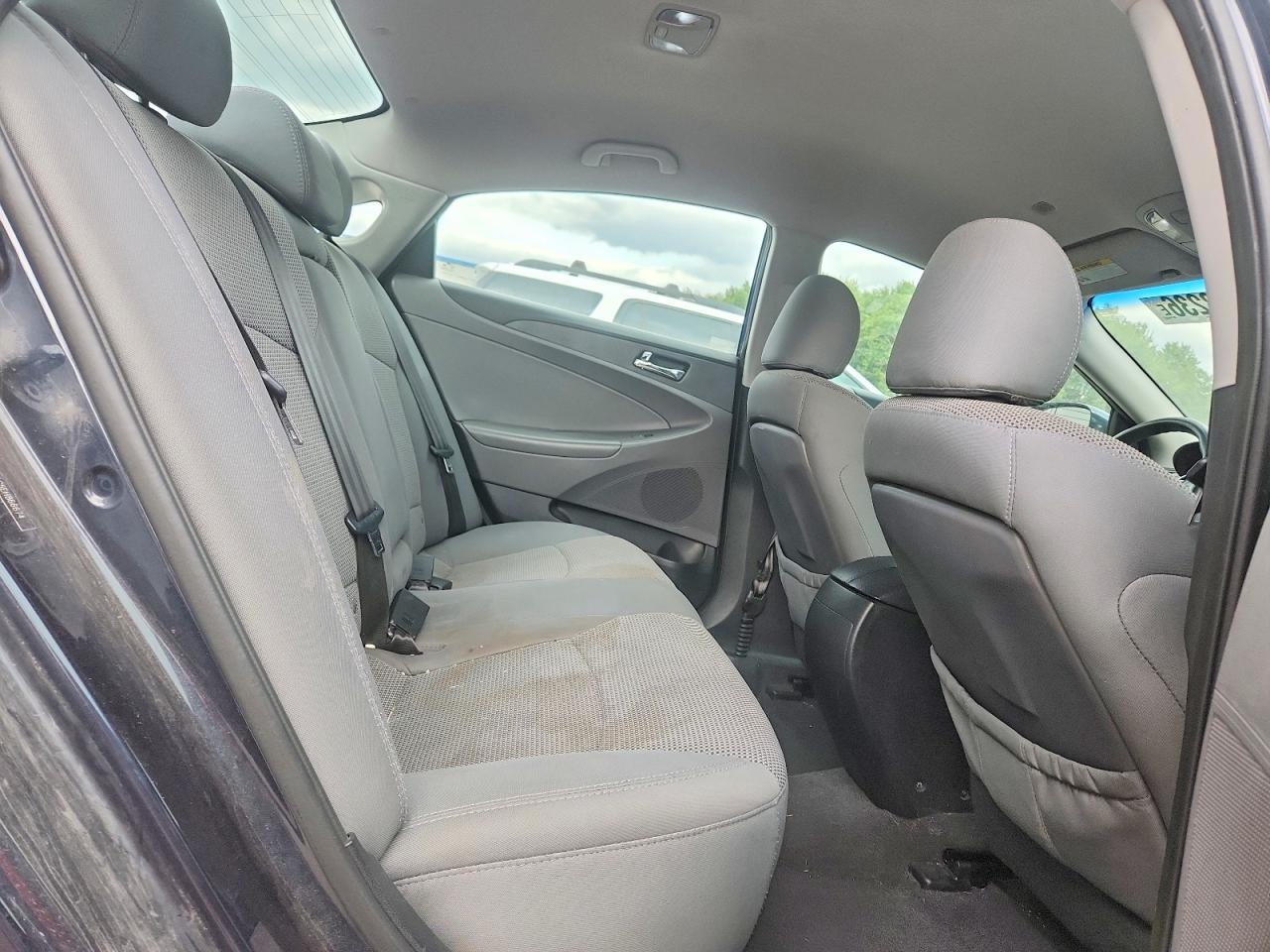5NPEB4AC5EH866674 · 2014 HYUNDAI SONATA · 10/12