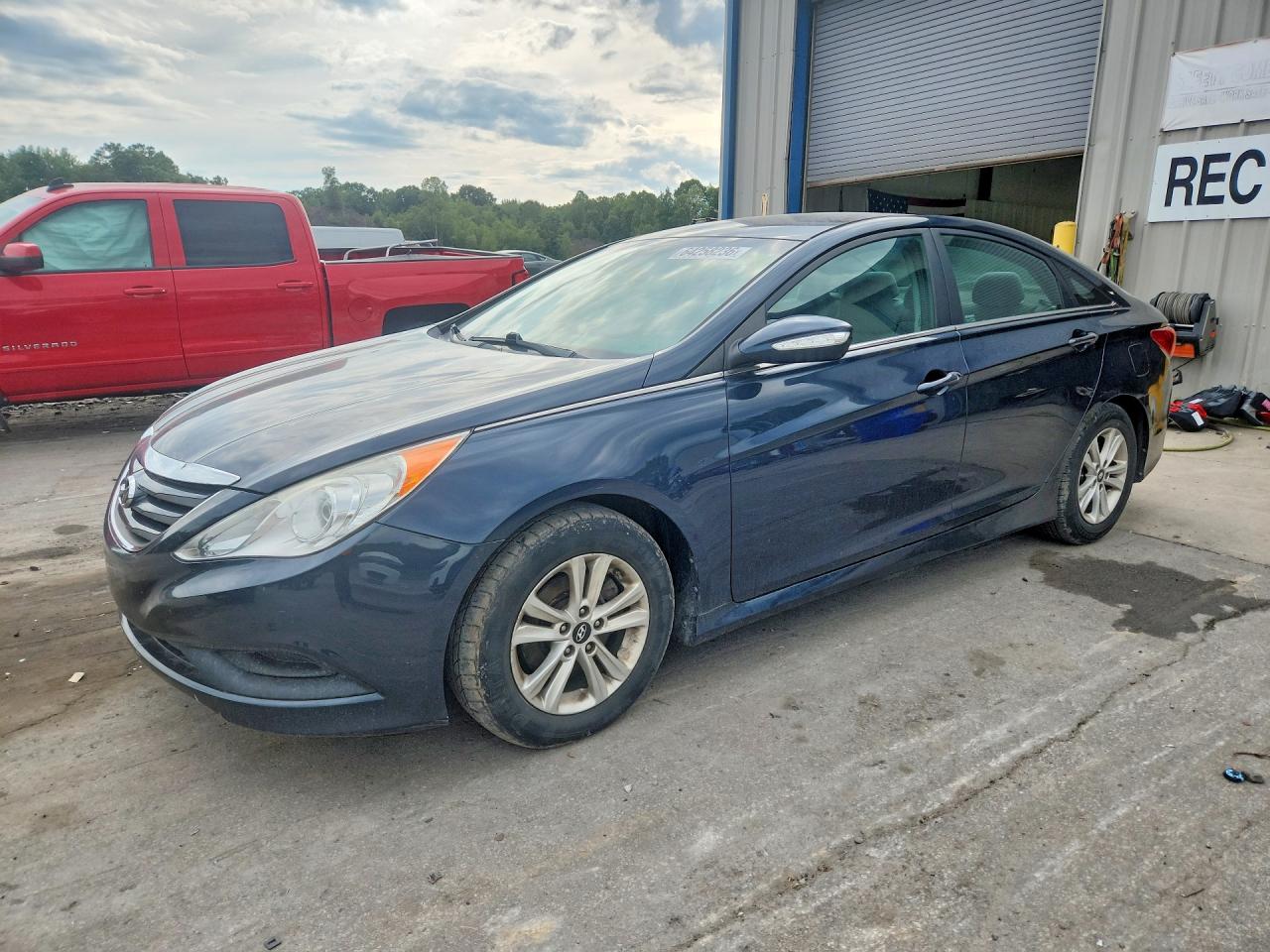 5NPEB4AC5EH866674 · 2014 HYUNDAI SONATA