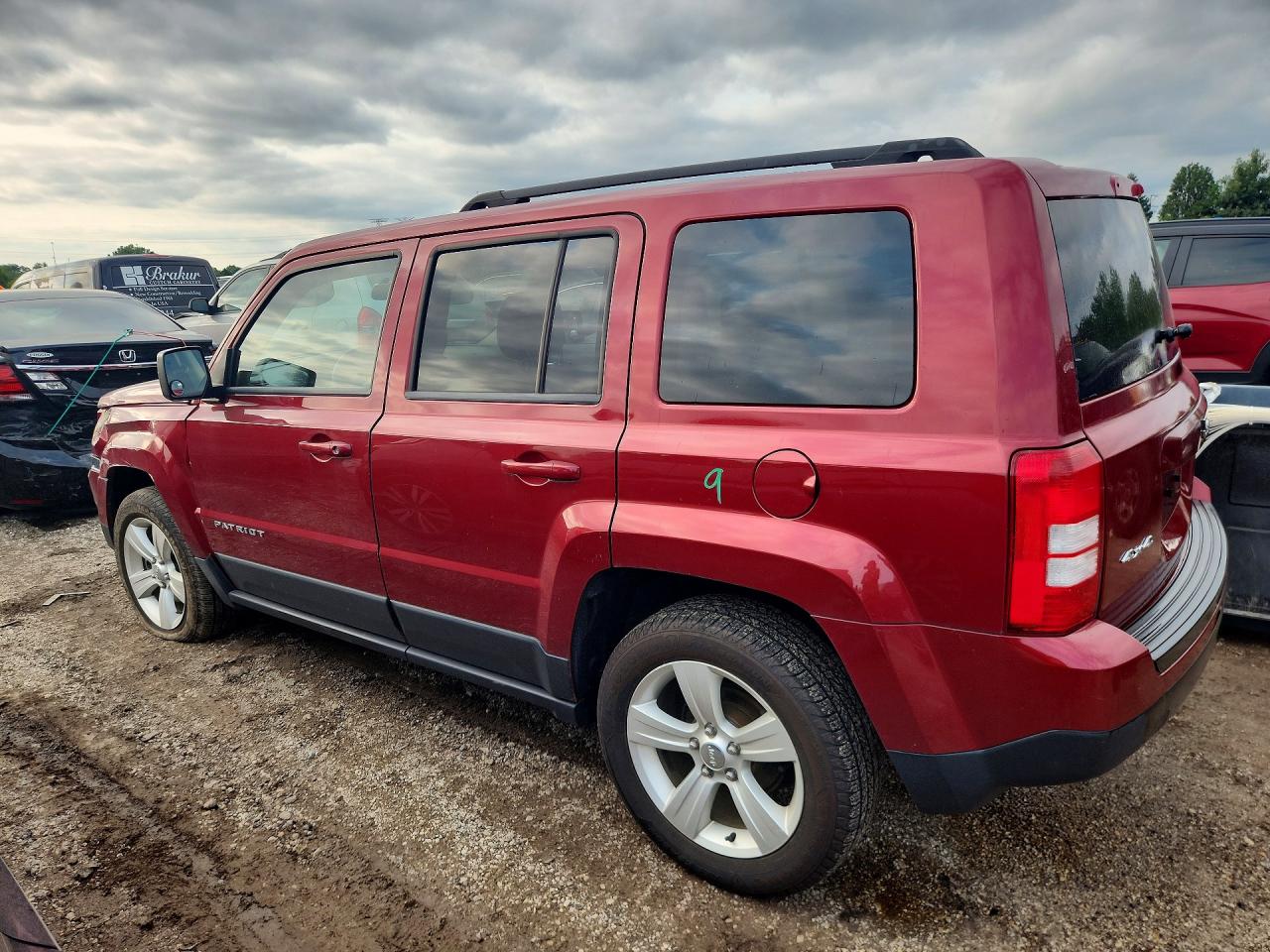 1C4NJRFB5ED670921 · 2014 JEEP PATRIOT · 2/12