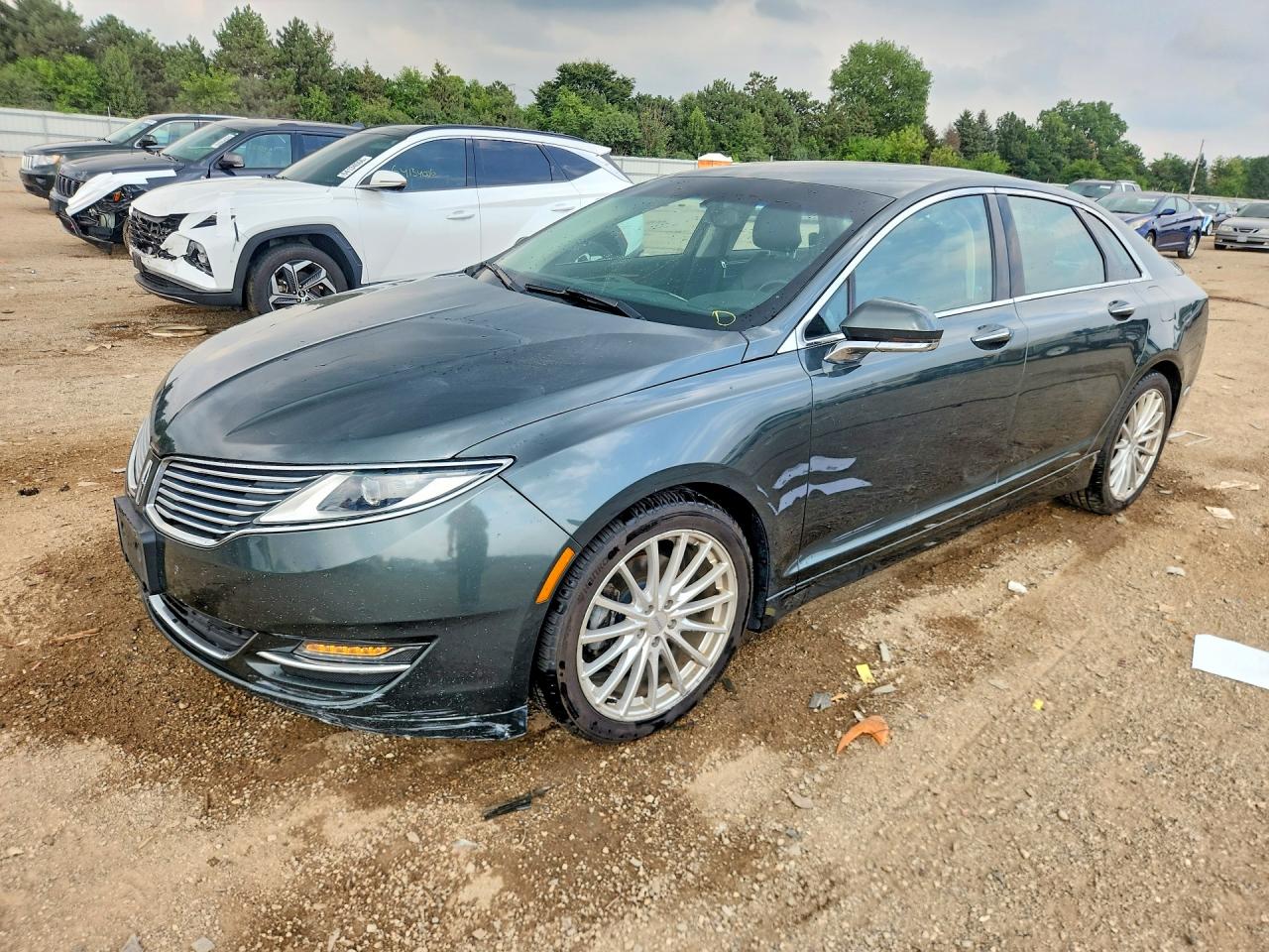 3LN6L2JK8FR614750 · 2015 LINCOLN MKZ