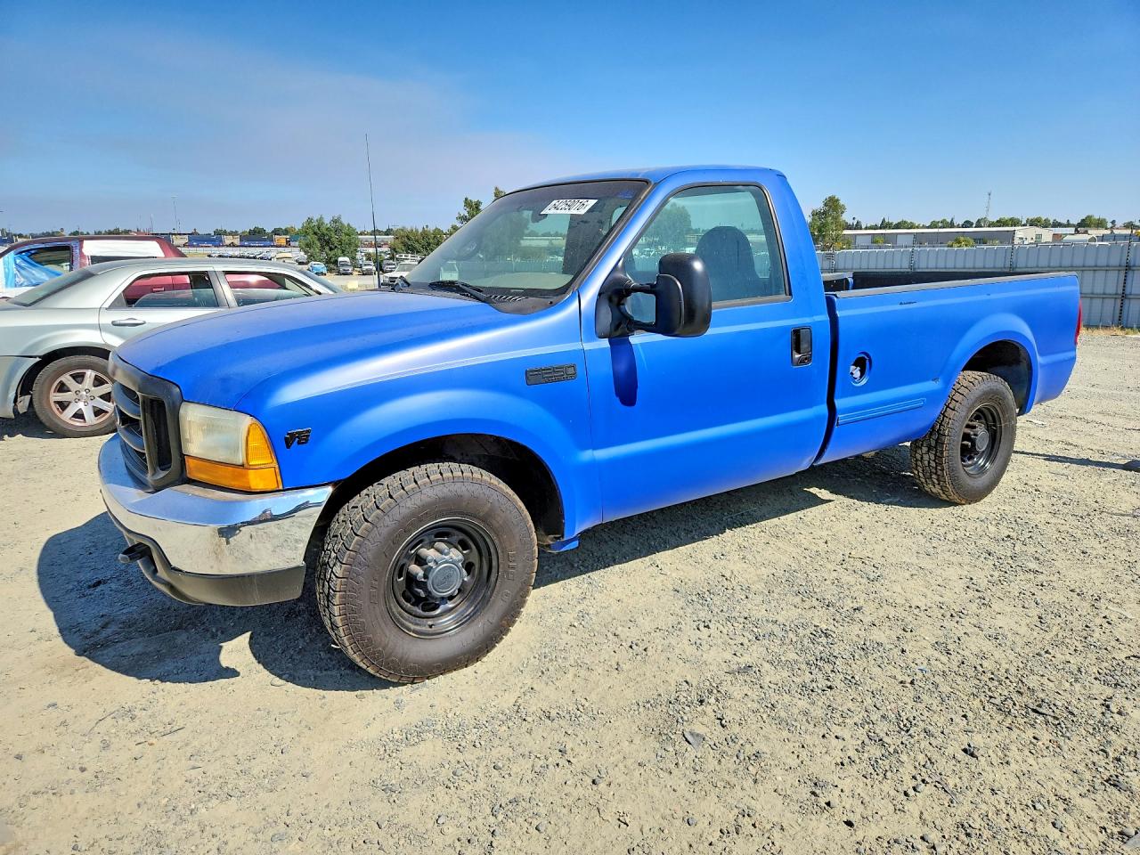 1FTNF20L4YED15716 · 2000 FORD F250