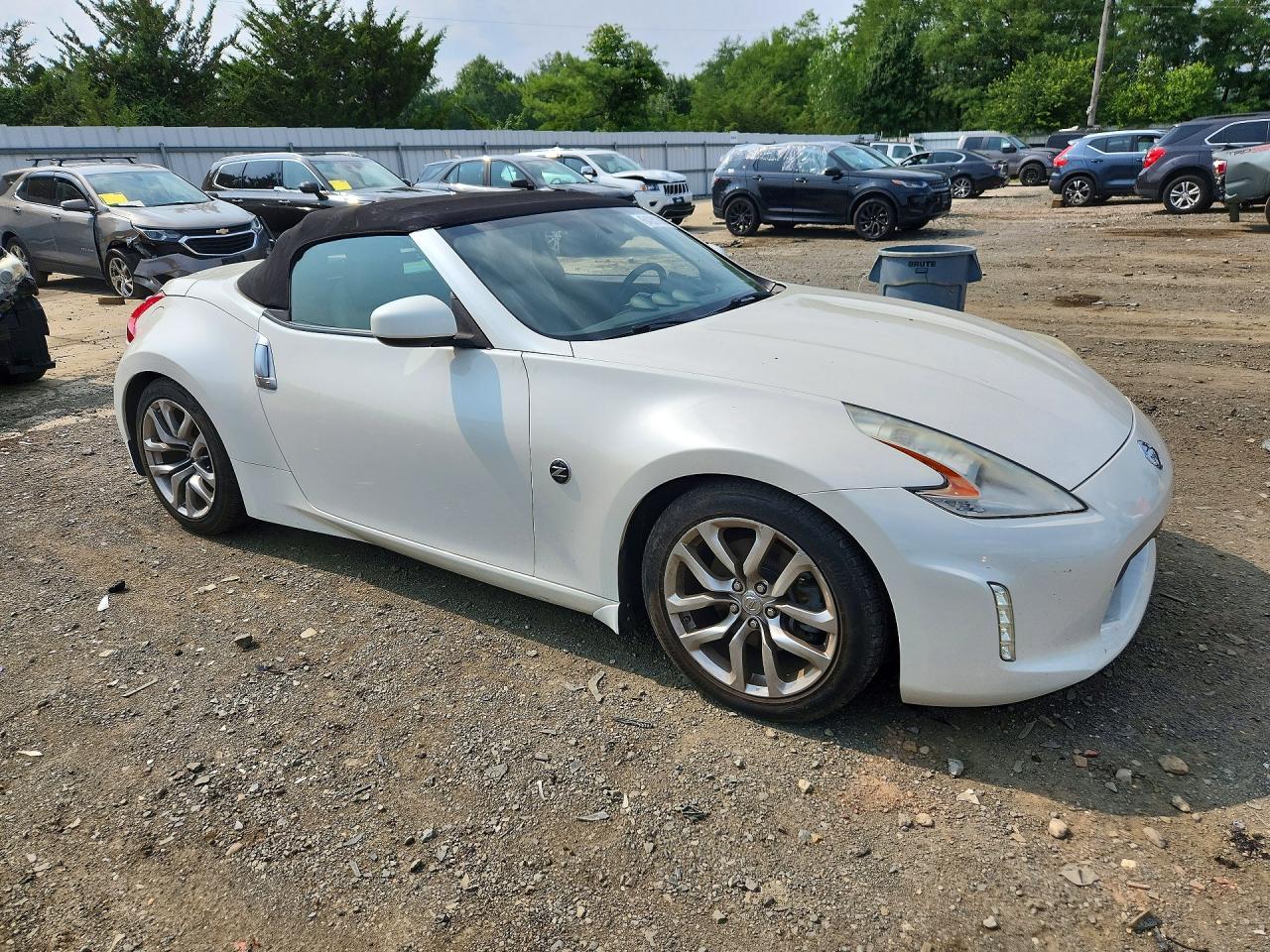 JN1AZ4FH8DM790325 · 2013 NISSAN 370Z · 4/12