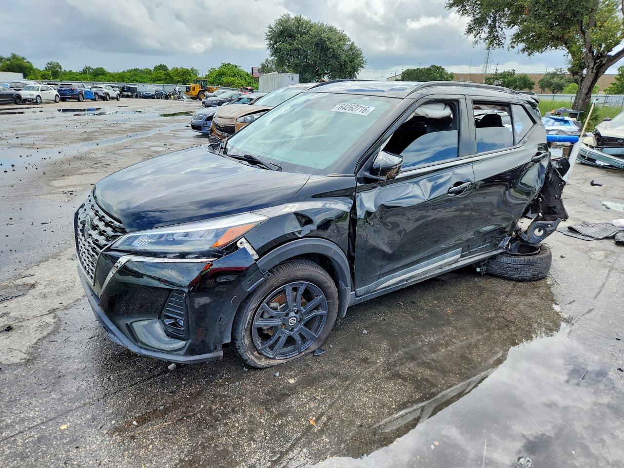 3N1CP5DV7ML548052 · 2021 NISSAN KICKS