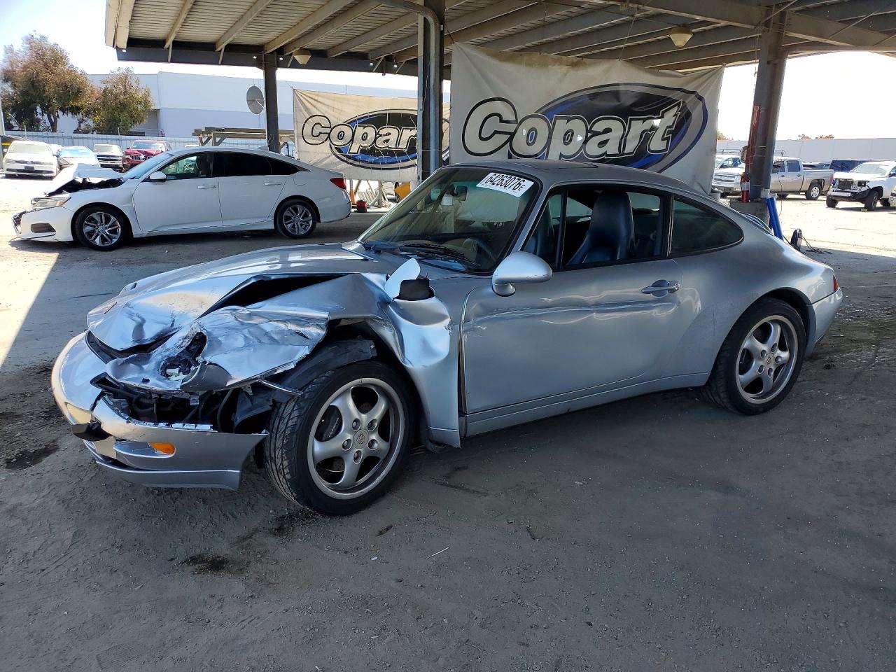 WP0AA2998SS323055 · 1995 PORSCHE 911