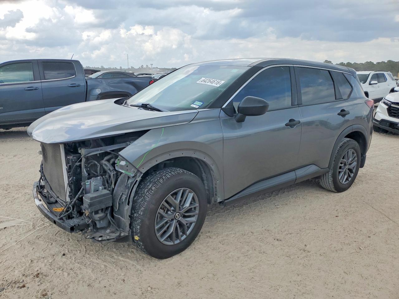 5N1AT3AA1MC833620 · 2021 NISSAN ROGUE