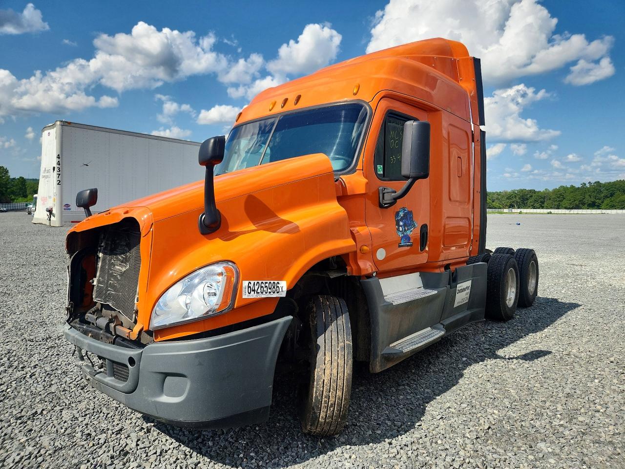 1FUGGLD5XELFK3349 · 2014 FREIGHTLINER CASCADIA