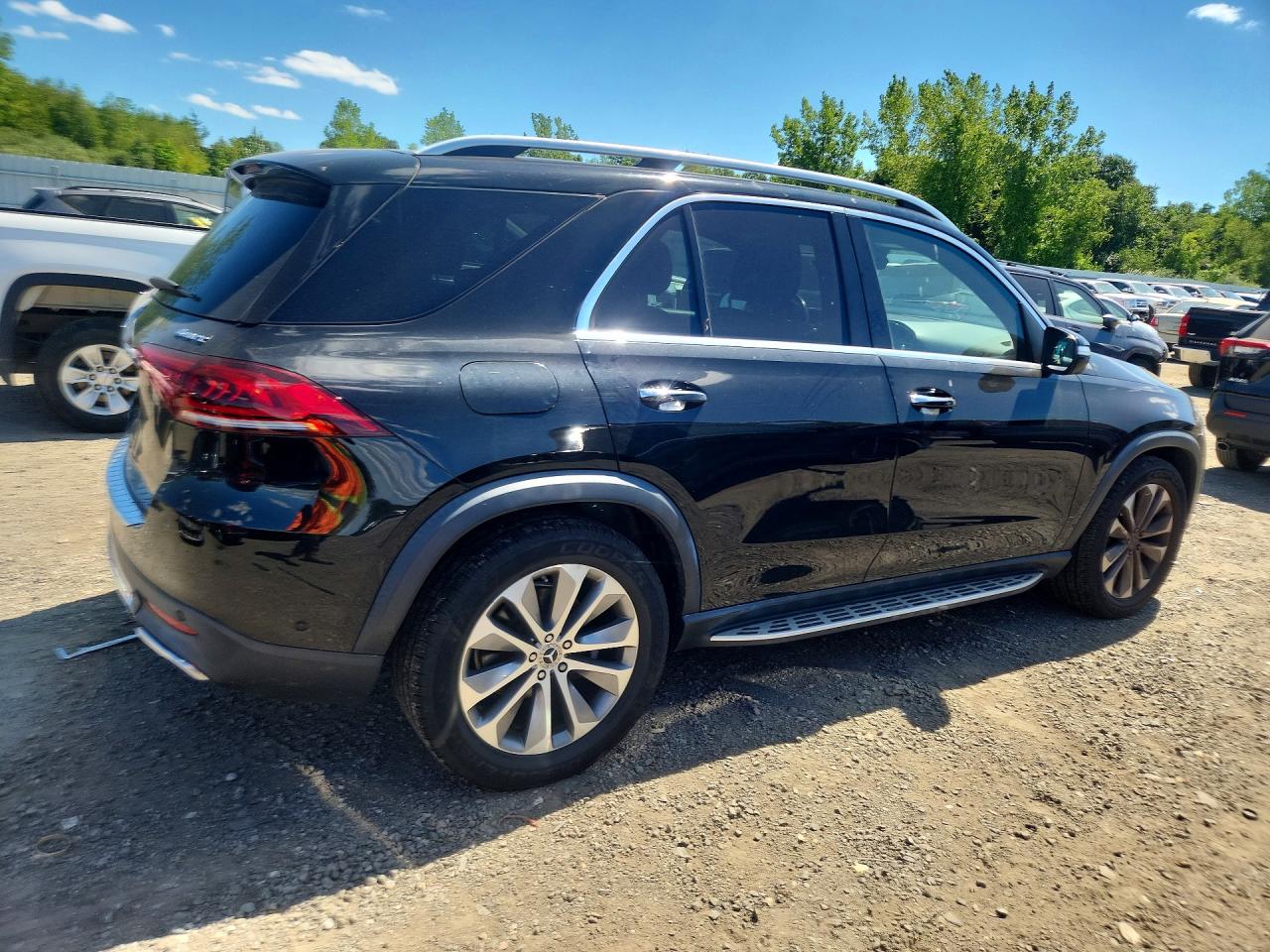 4JGFB4KB8LA213380 · 2020 MERCEDES-BENZ GLE · 3/13