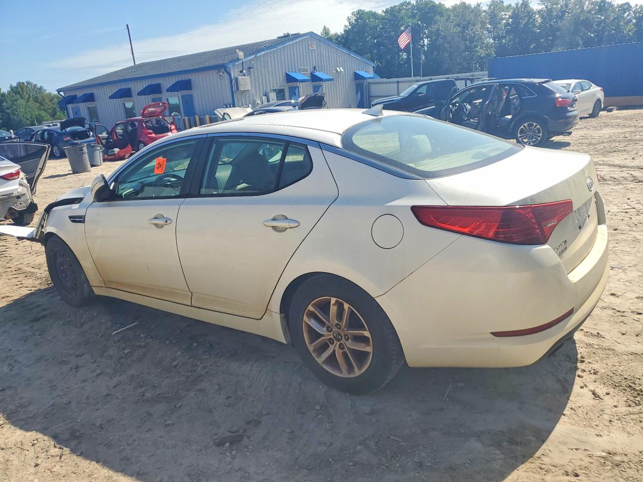 KNAGM4A71B5081440 · 2011 KIA OPTIMA · 2/12