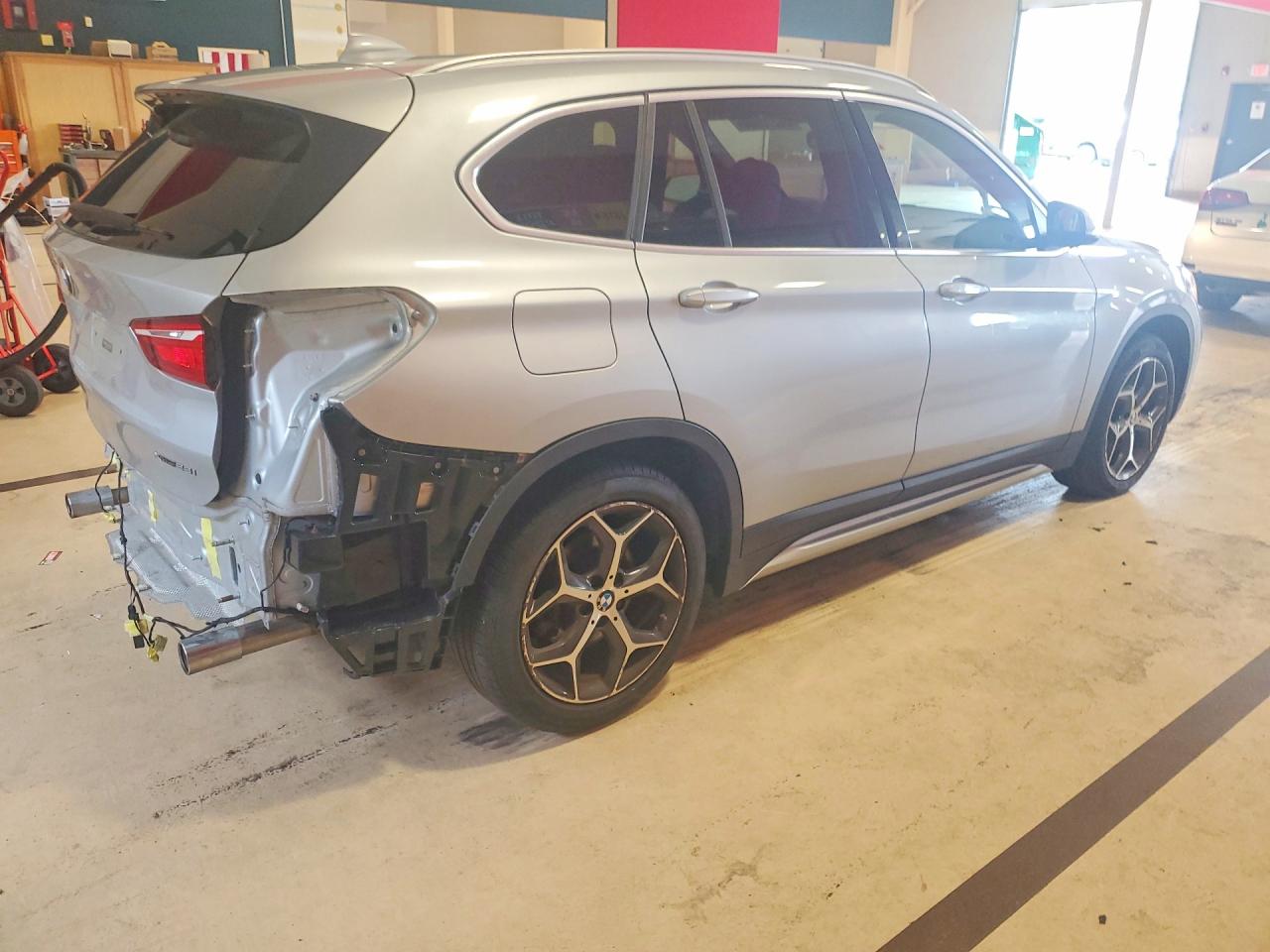 WBXHT3C35J5L28104 · 2018 BMW X1 · 3/13