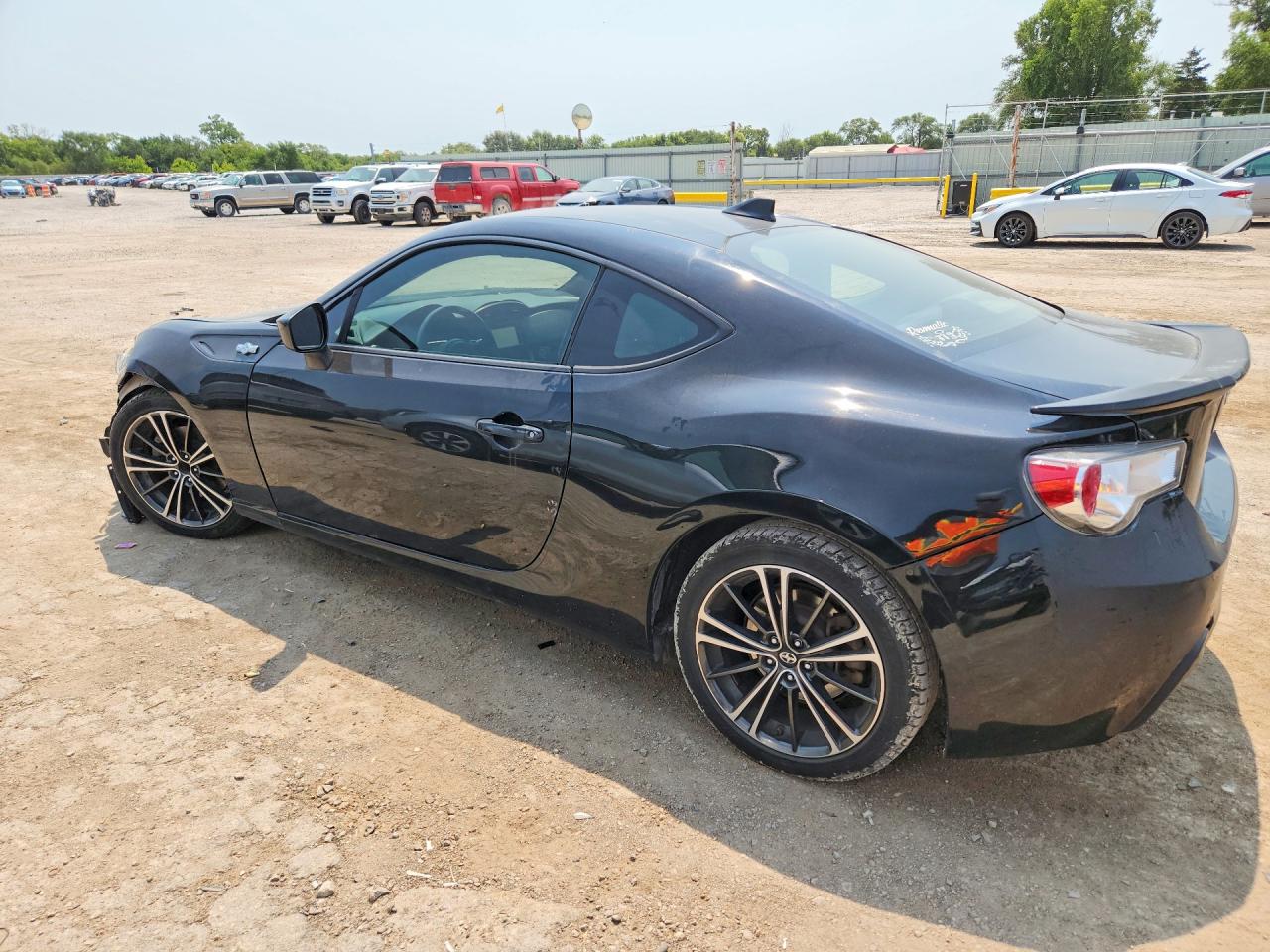 JF1ZNAA19F8702680 · 2015 SCION FR-S · 2/12