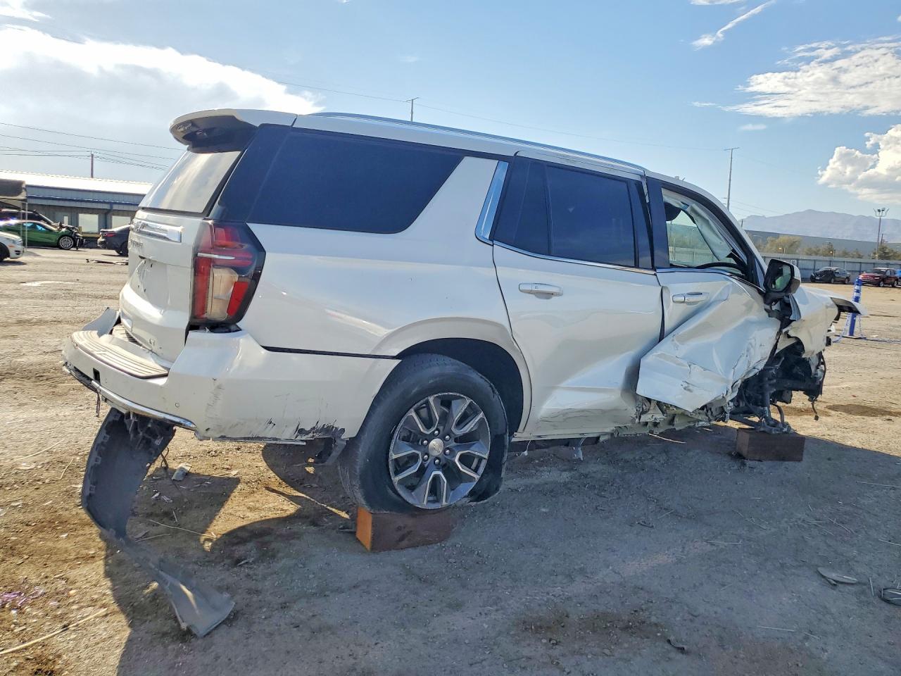 1GNSCNKTXMR395639 · 2021 CHEVROLET TAHOE · 3/14