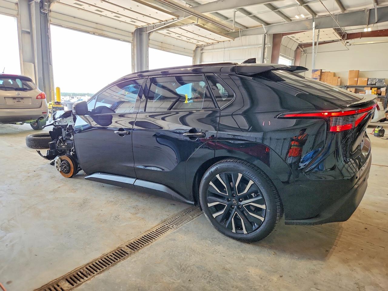 JTMBDAFB7TA001608 · 2026 TOYOTA BZ · 2/14