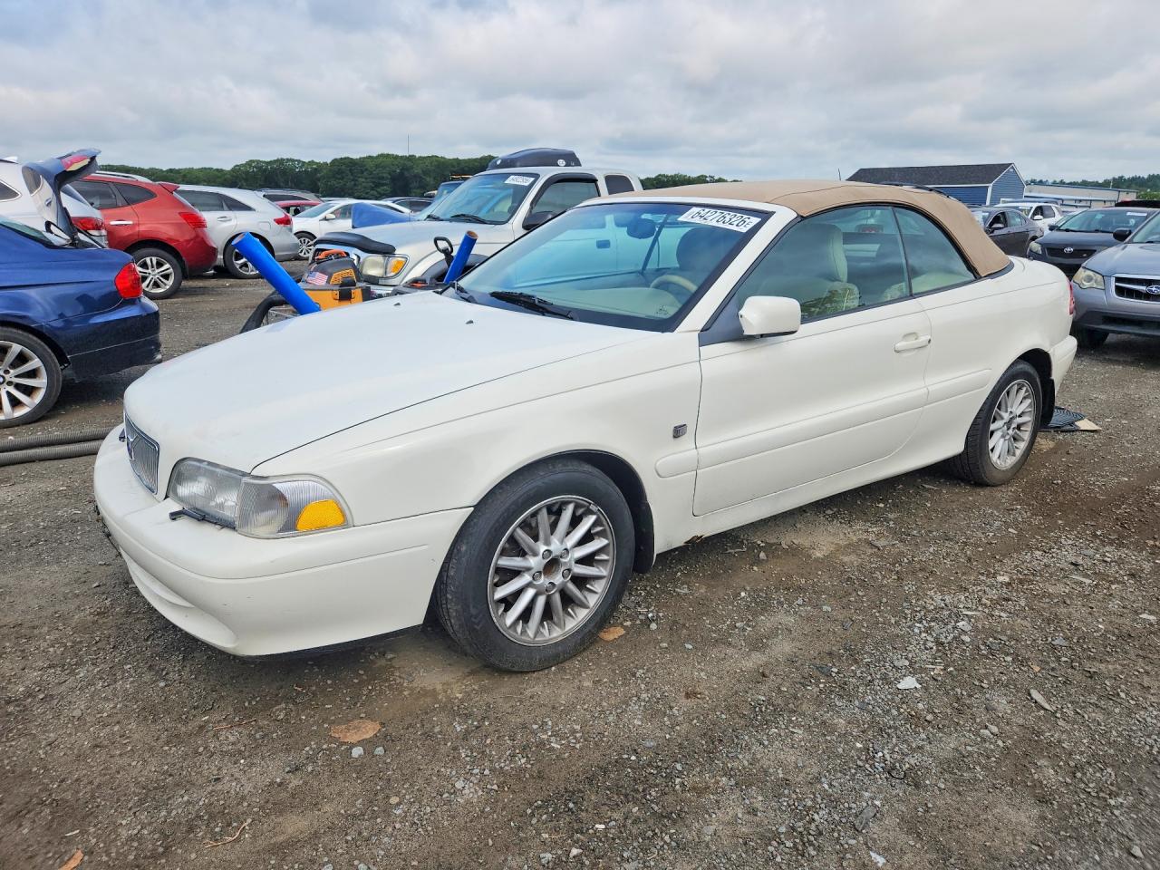 YV1NC56D4YJ006811 · 2000 VOLVO C70