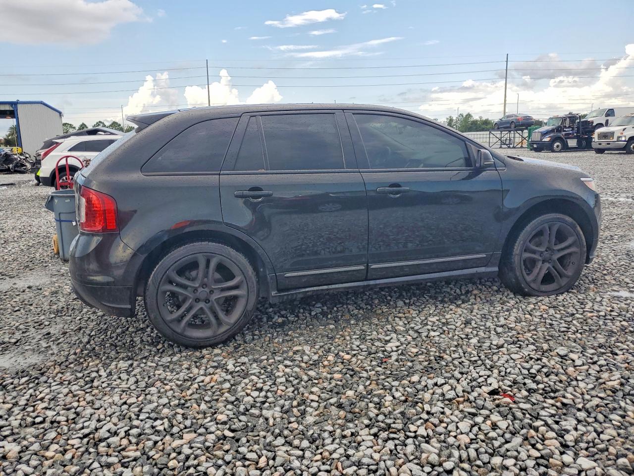 2FMDK4AK6DBB36541 · 2013 FORD EDGE · 3/13