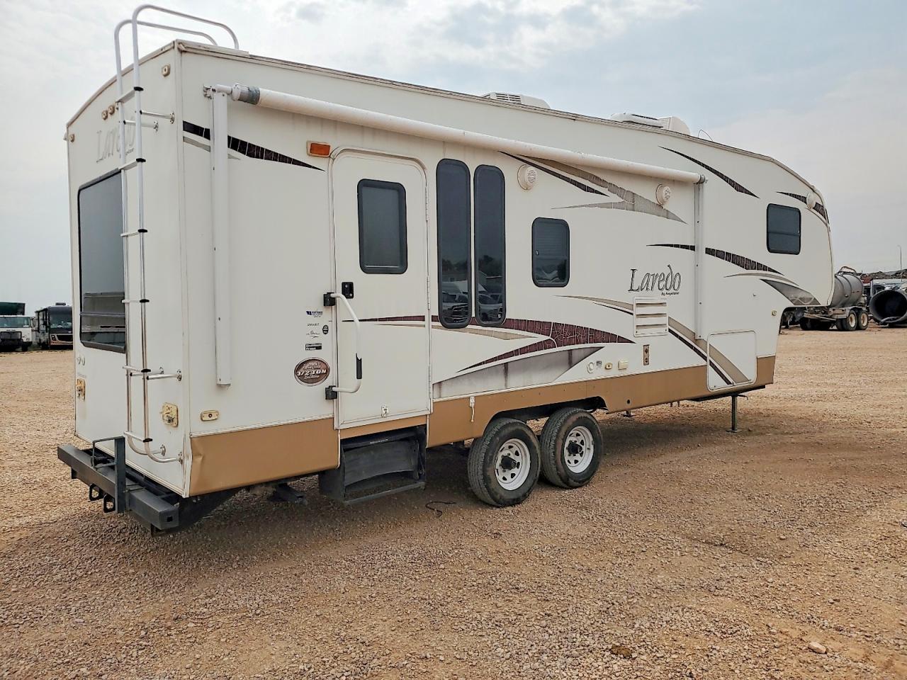 4YDF265279L601027 · 2009 KEYSTONE LAREDO · 4/10