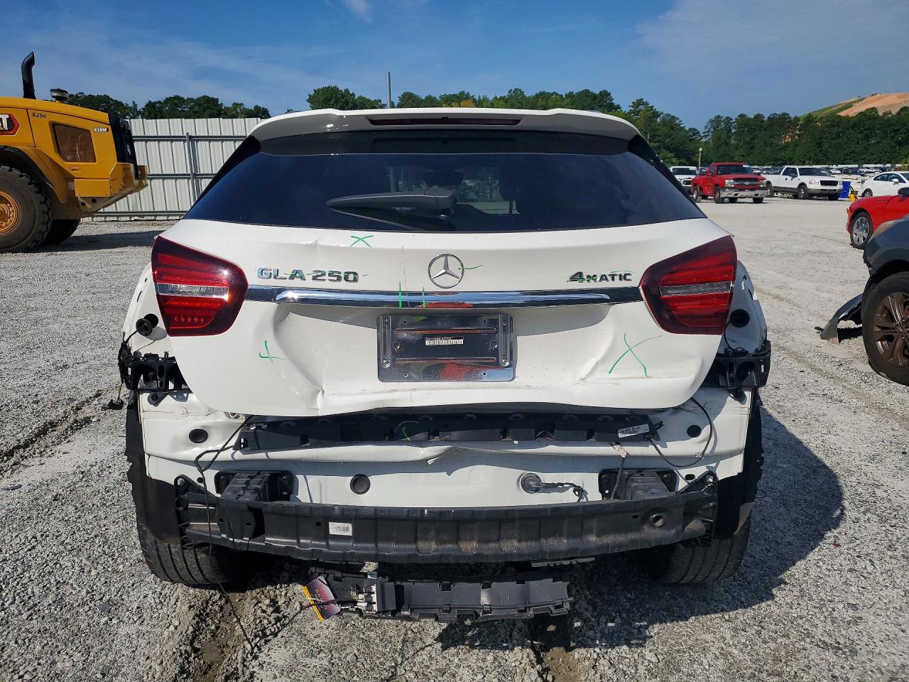 WDCTG4GB2LU027926 · 2020 MERCEDES-BENZ GLA · 6/13