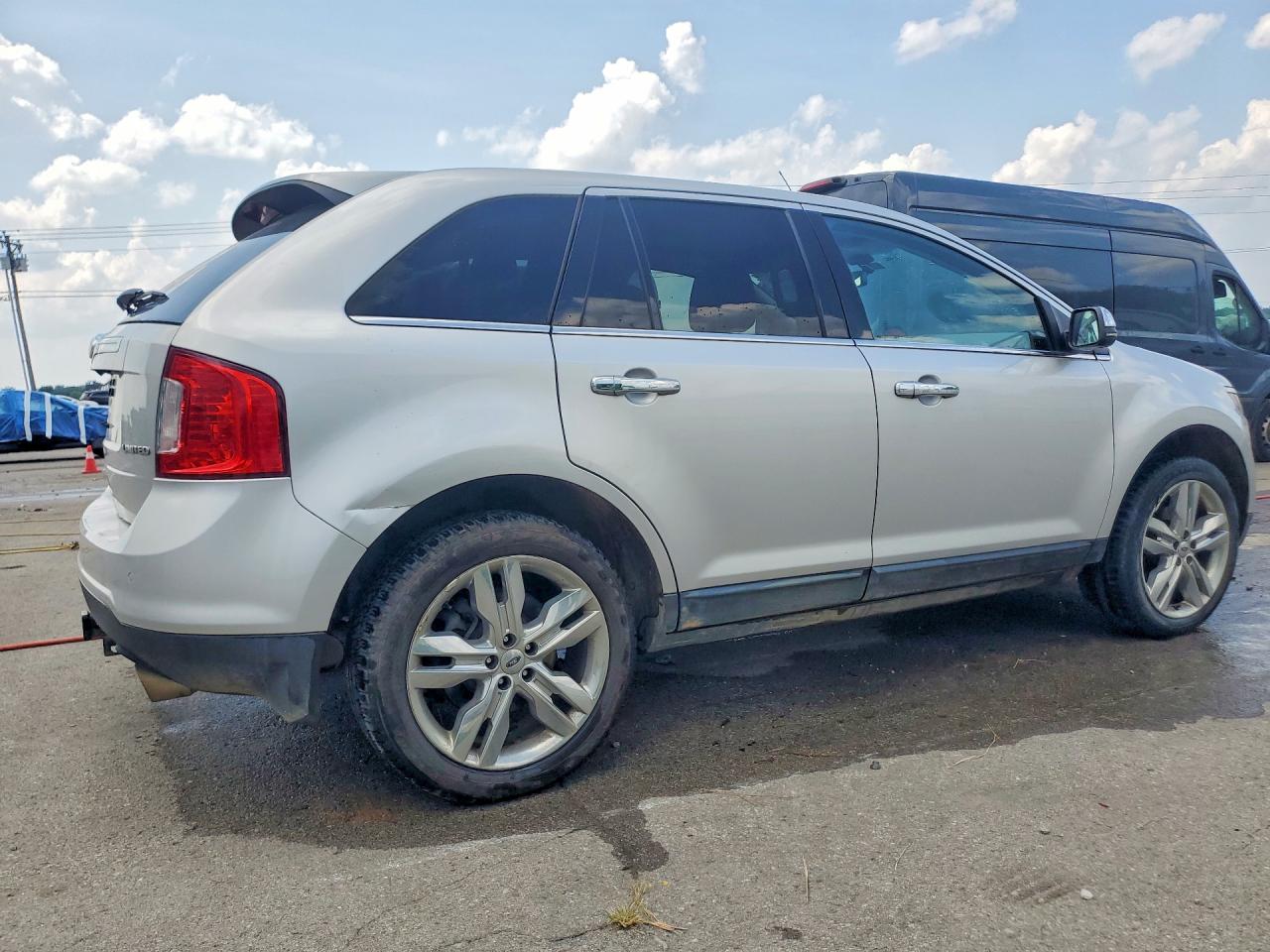 2FMDK3KC1DBA85550 · 2013 FORD EDGE · 3/13