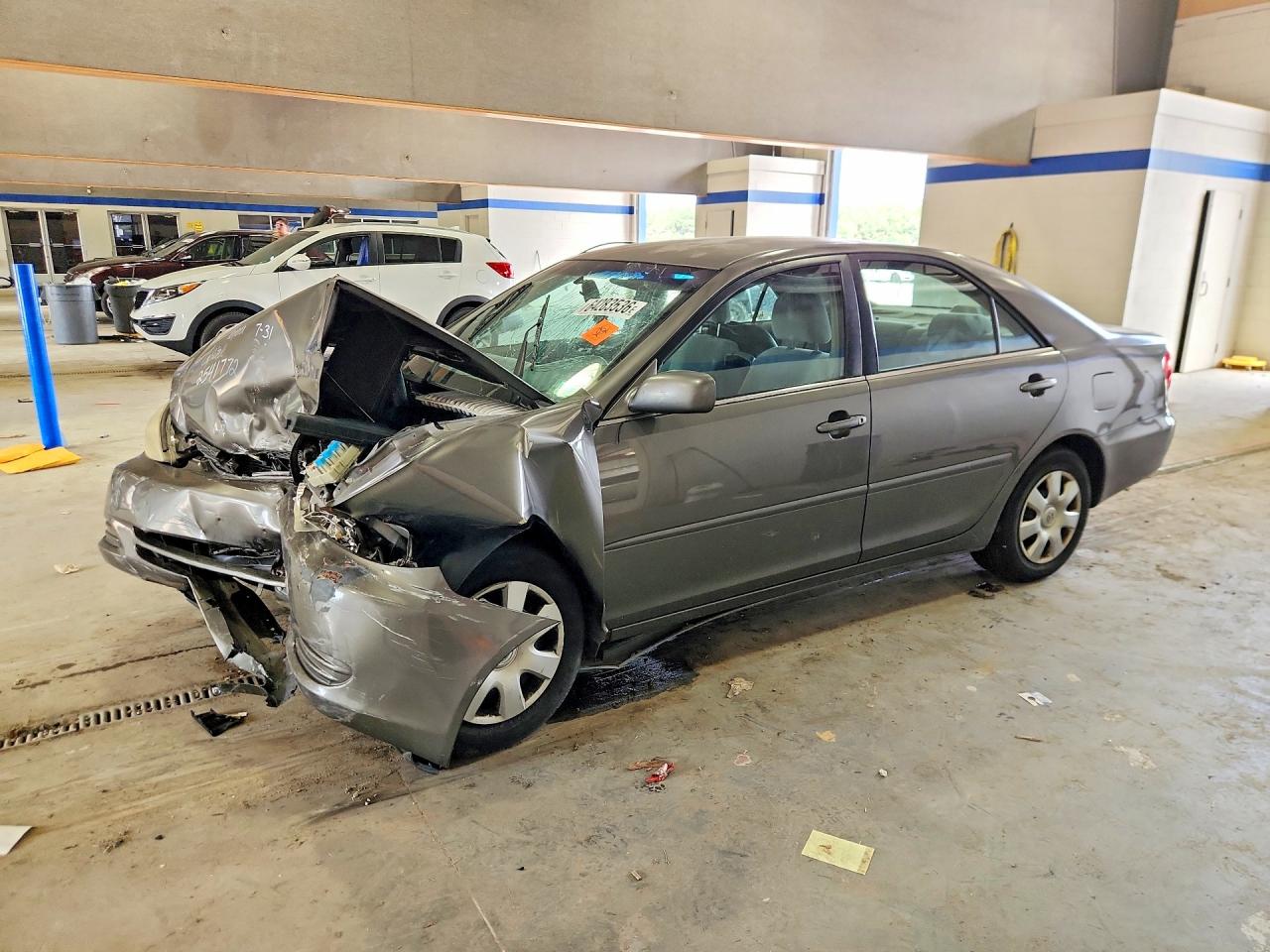 2004 TOYOTA CAMRY