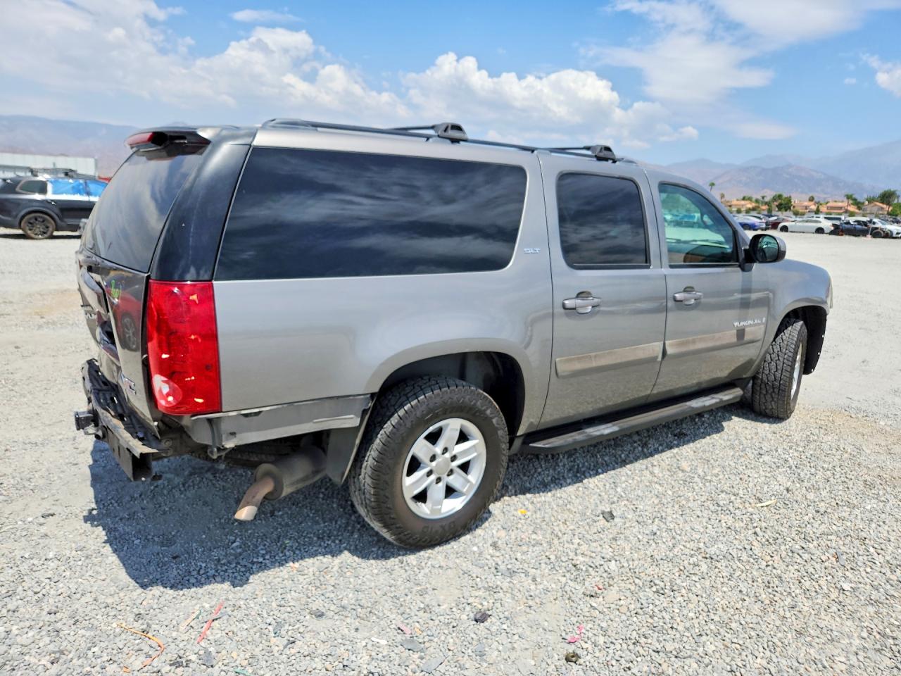 1GKFC16098R132636 · 2008 GMC YUKON XL · 3/14