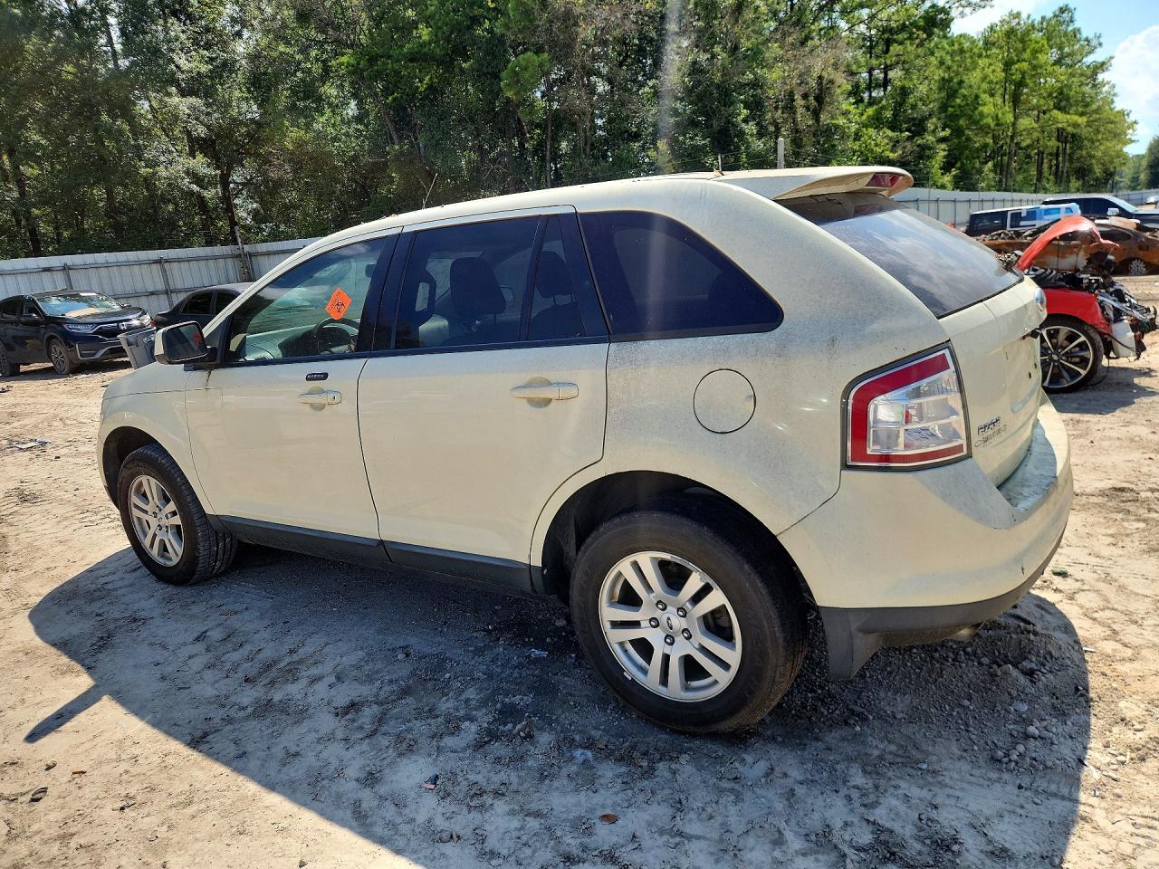 2FMDK38C08BA55694 · 2008 FORD EDGE · 2/13