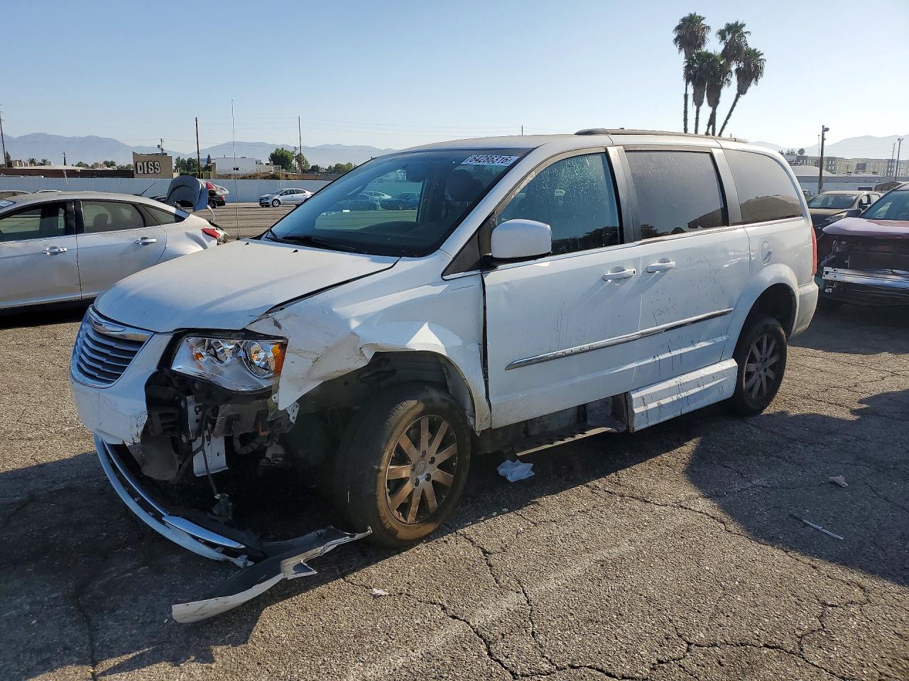 2C4RC1BG7FR510245 · 2015 CHRYSLER TOWN & COUNTRY
