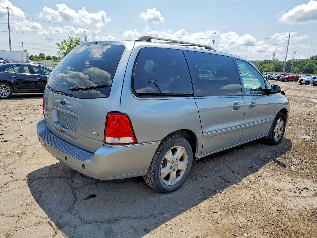 2FMDA52227BA03478 · 2007 FORD FREESTAR · 3/12