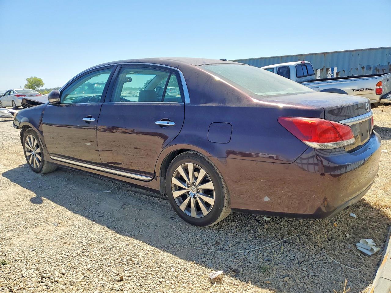 4T1BK3DB0BU404455 · 2011 TOYOTA AVALON · 2/12